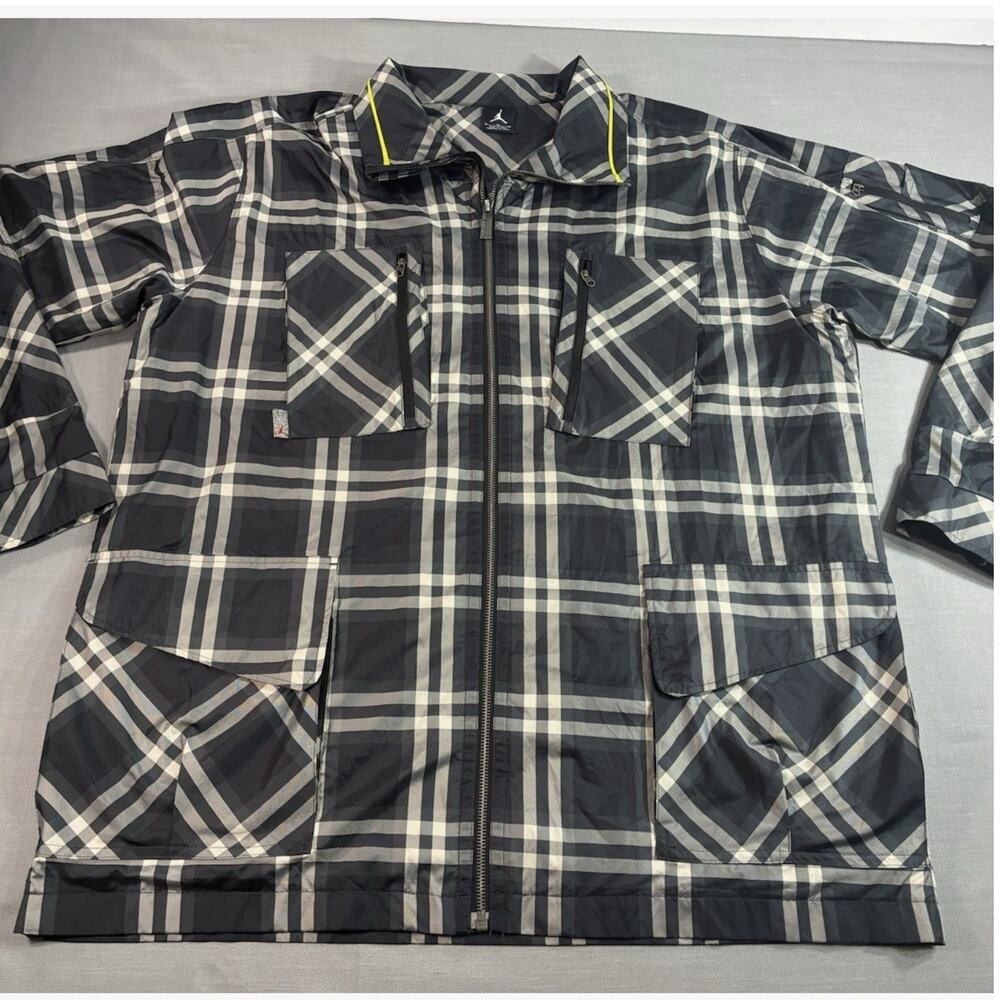 Jordan Windbreaker Jacket Men's XL Black Gray Plaid Lightweight Rain Zip Front